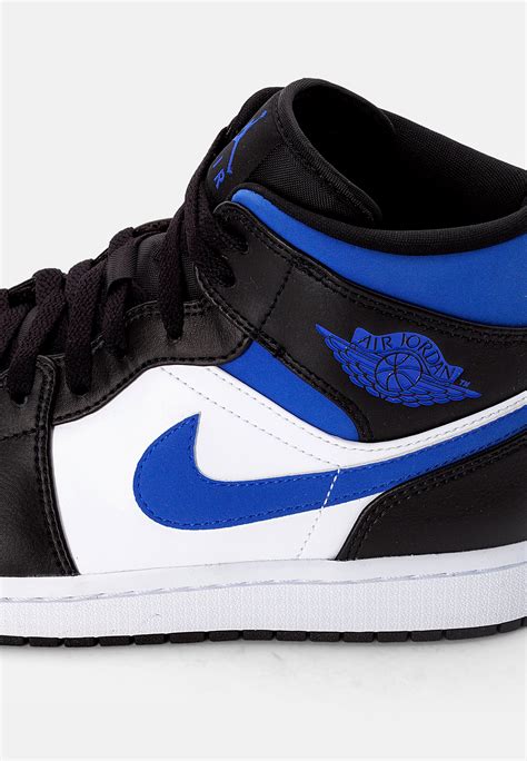 jordans blauw